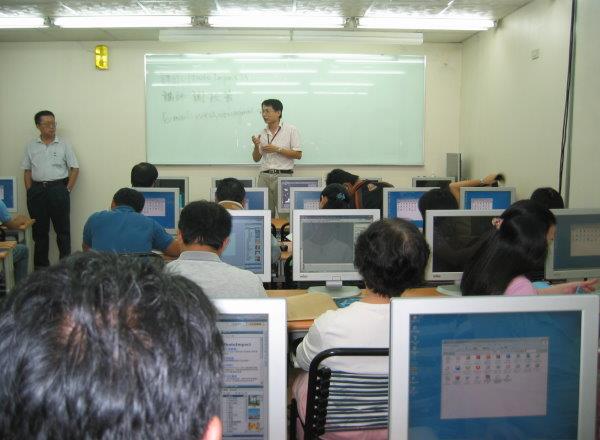 辦理Photolmpact影像處理軟體電腦在職訓練