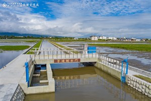 自動倒伏堰水門1座