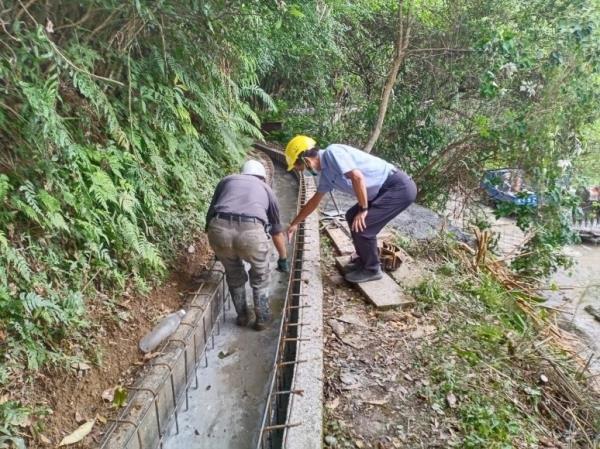 視察轄管內城圳幹線渠道改善工程