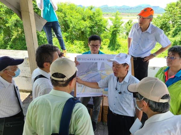 大津進水口改善案履勘接受黎明工程顧問公司簡報