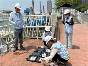 圖3、河道被傾倒廢棄物污染水質，執行灌溉水質檢測演練