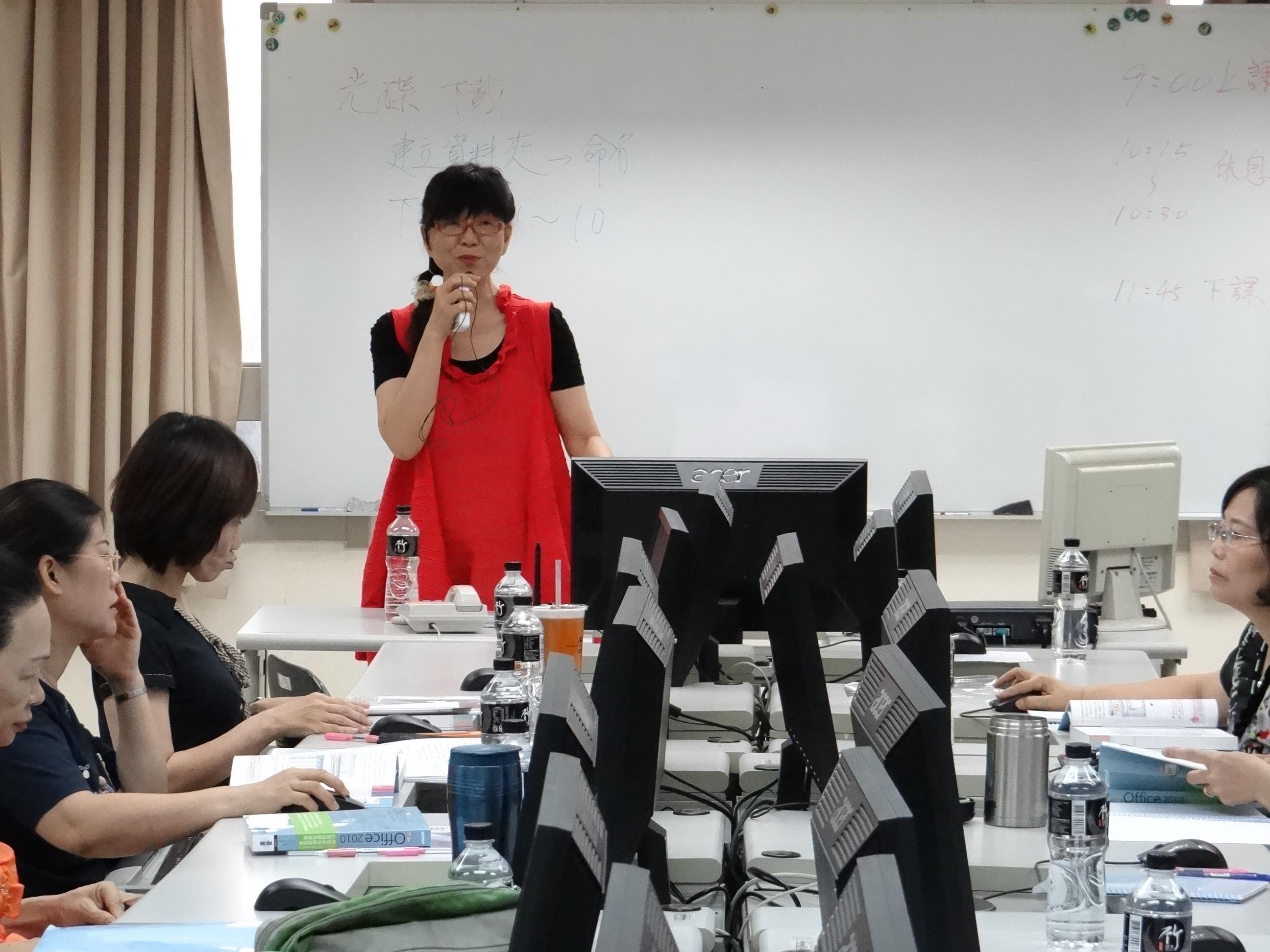 Office 2010辦公室軟體操作訓練